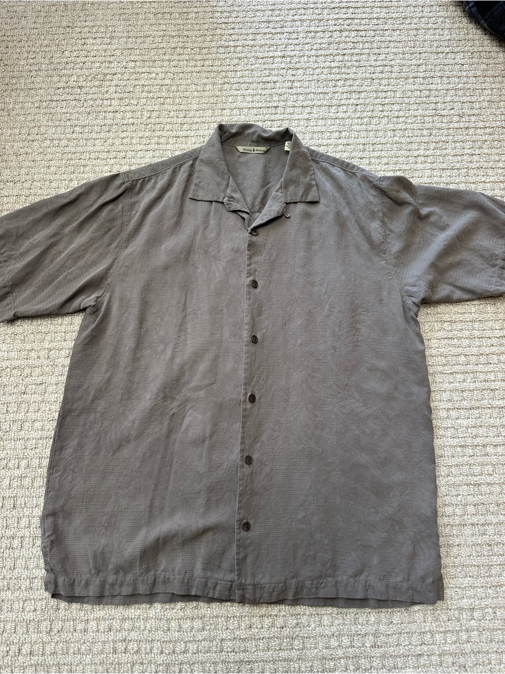 Tommy Bahama Vintage 100% Silk Taupe Textured Hawaiian Shirt Sz M